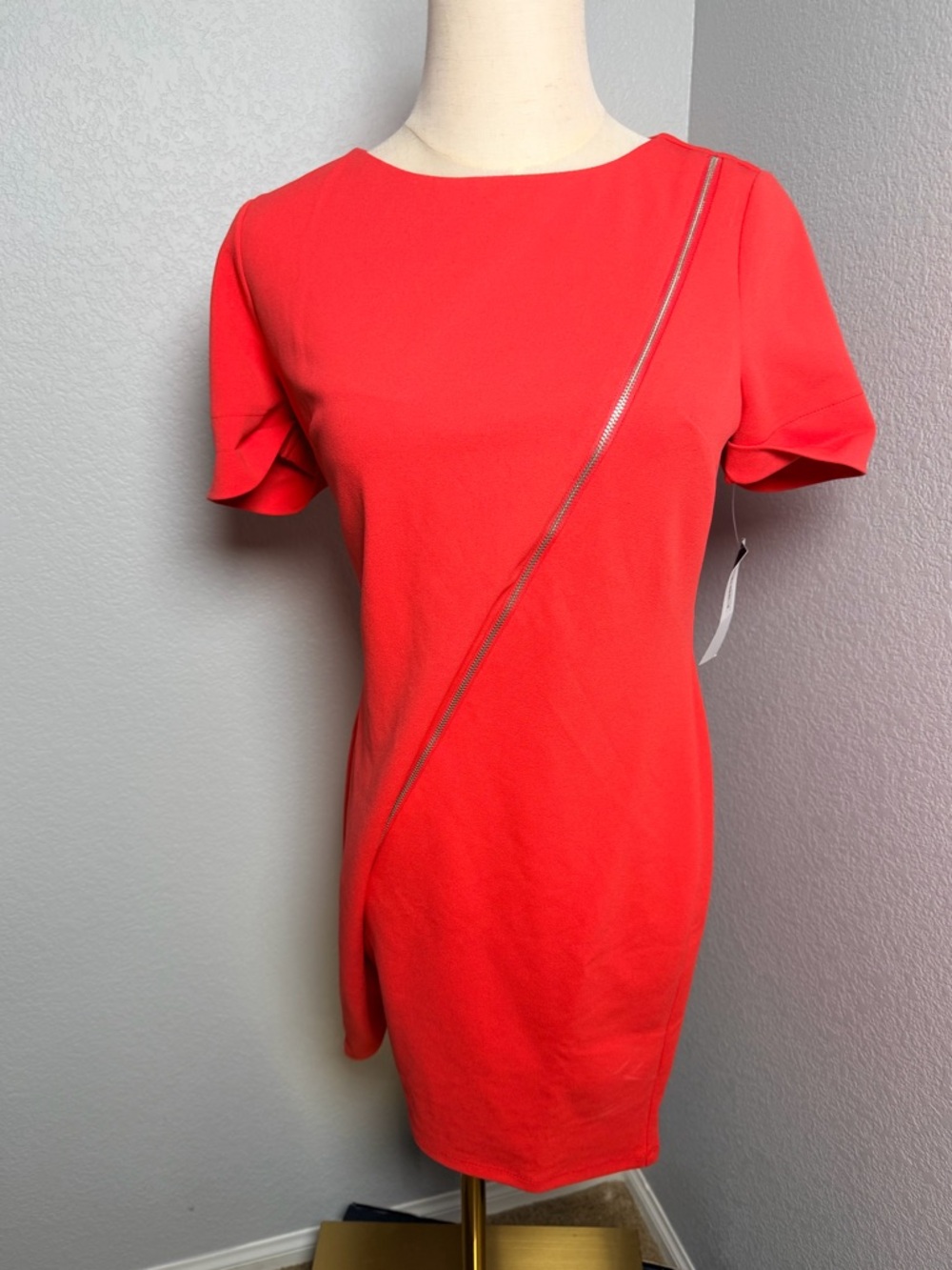 NWT-Donna Morgan Women's Short Sleeve Scuba Crepe Dress with Zipper Detail - Picture 6 of 9